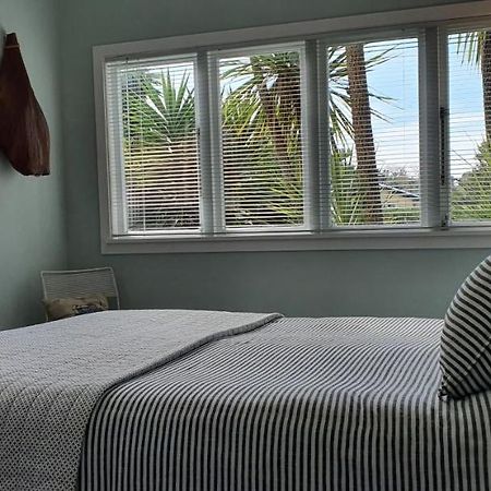 Quintessential Kiwi Bach Oneroa Exterior foto