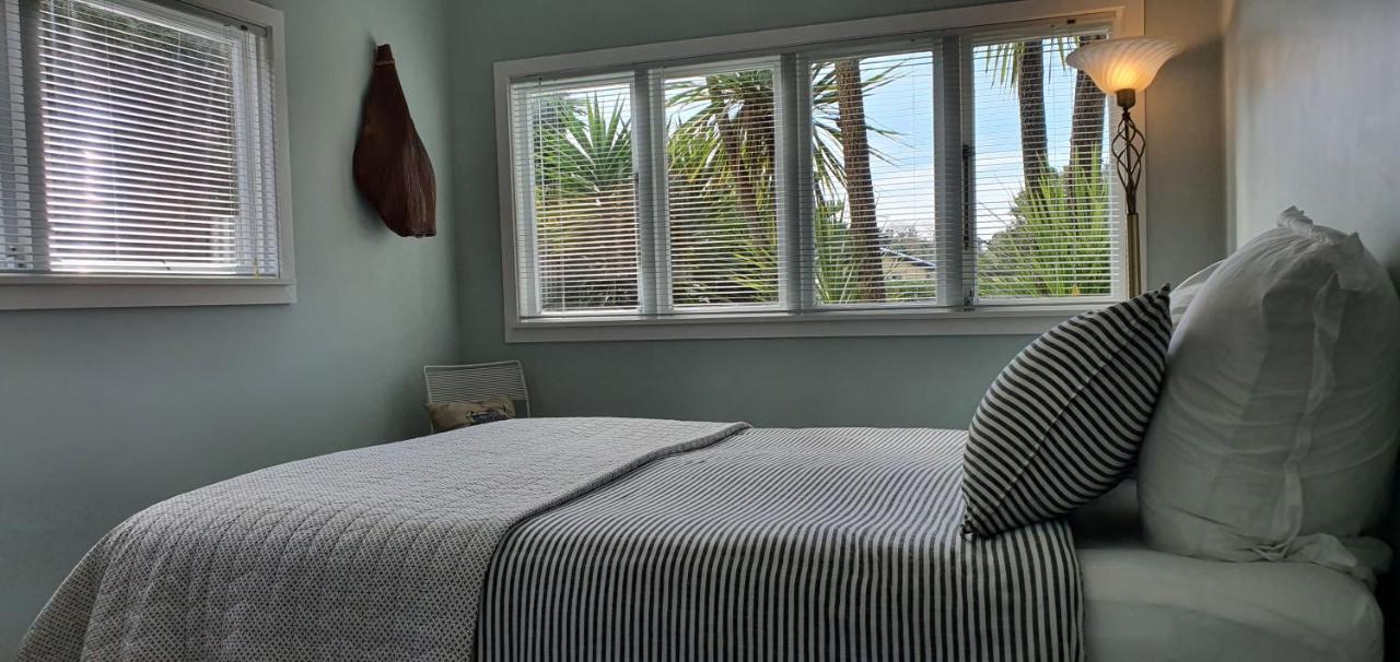Quintessential Kiwi Bach Oneroa Exterior foto